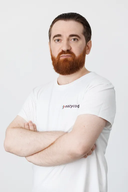 EazyCode team member